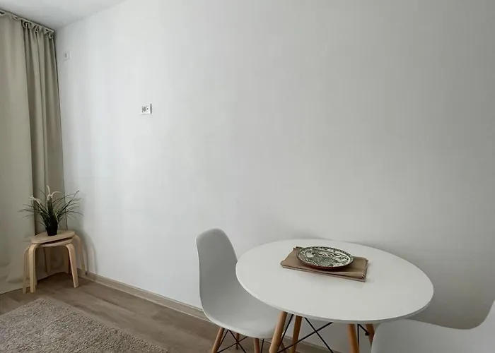 アパート Chic In *